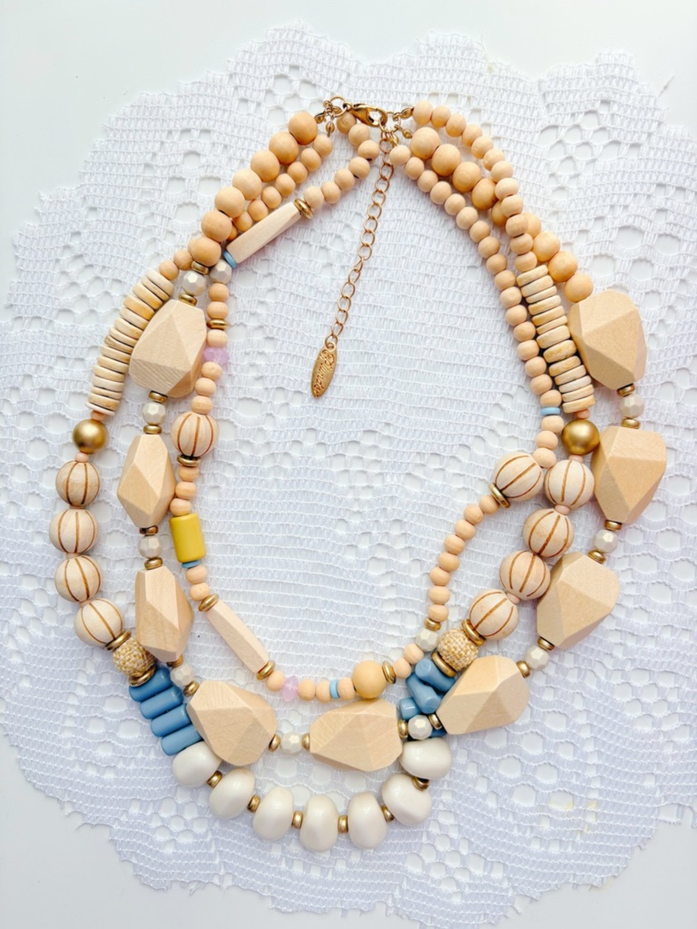 Plunder “Marielle” Beachy Boho Layered Wooden Bead Necklace 🤍